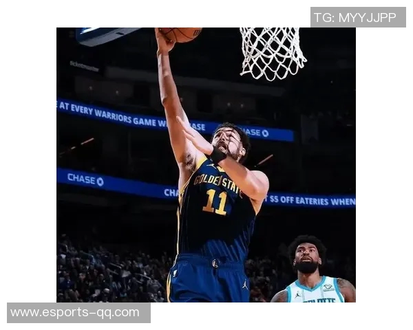 罗林斯进攻端显著提升投射水平逐渐稳定引关注