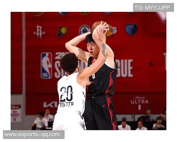 比卢普斯谈杨瀚森训练中的战术理解问题并提供详细指导