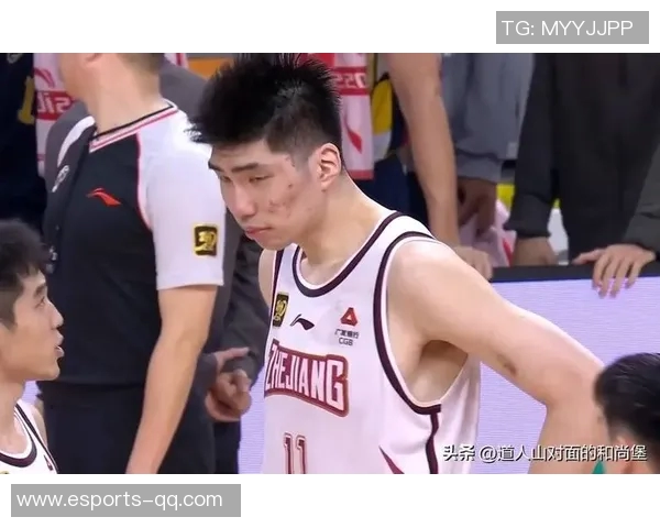 陆文博末节发力两记三分助力球队逆转拿下15分5篮板表现出色