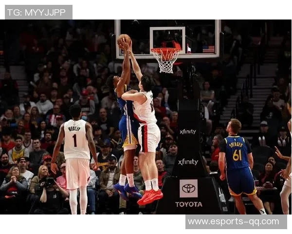 格兰特复出表现抢眼9投4中斩获16分3助攻2盖帽正负值高达16 格兰特复出表现抢眼9投4中斩获16分3助攻2盖帽正负值高达16