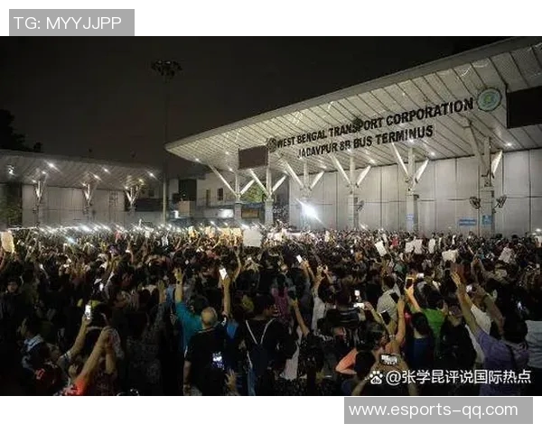 德国球迷组织警告加强球场安全措施可能引发更大规模抗议活动